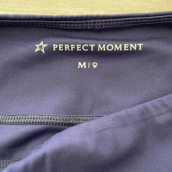 Perfect Moment Blue Compression Leggings - Picture 8 of 9